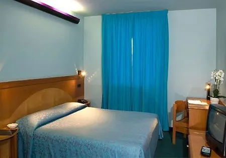 Gardenia Hotel 3*